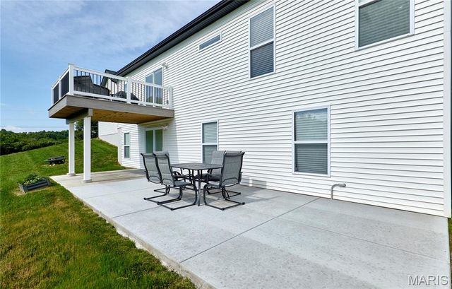 4 Ashley Lane, Hawk Point, MO 63349