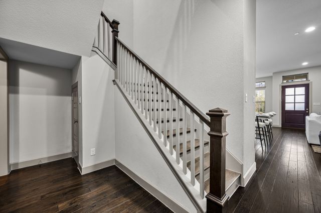 5451 Ashby Grove Street, Dallas, TX 75209