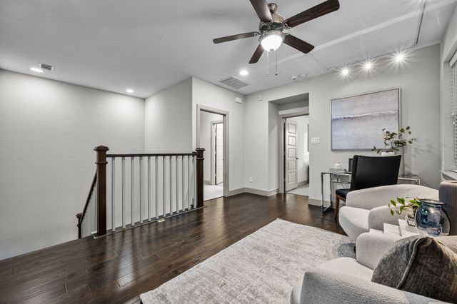 5451 Ashby Grove Street, Dallas, TX 75209