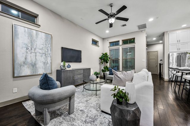 5451 Ashby Grove Street, Dallas, TX 75209