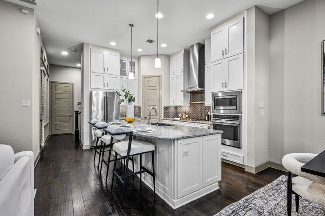 5451 Ashby Grove Street, Dallas, TX 75209