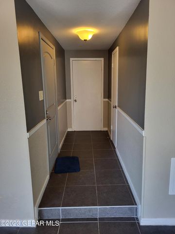 1802 FRANK SINATRA Place, El Paso, TX 79936