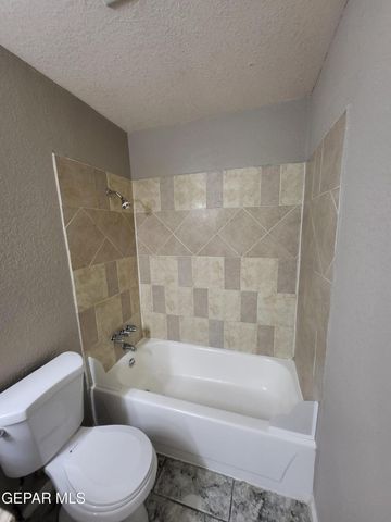 1802 FRANK SINATRA Place, El Paso, TX 79936
