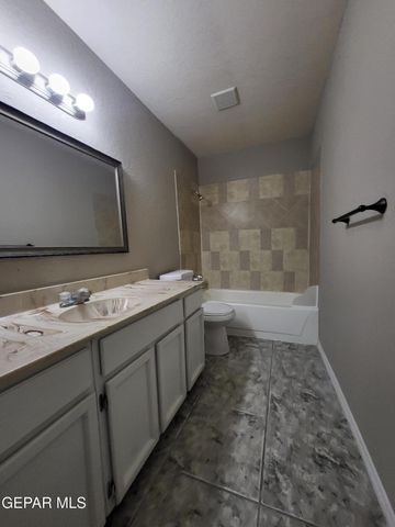 1802 FRANK SINATRA Place, El Paso, TX 79936