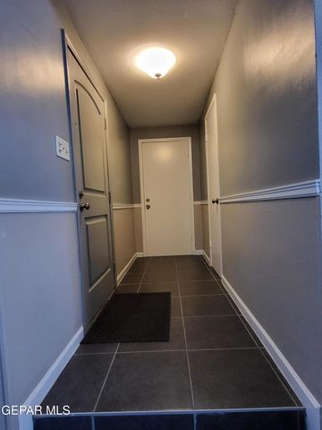 1802 FRANK SINATRA Place, El Paso, TX 79936