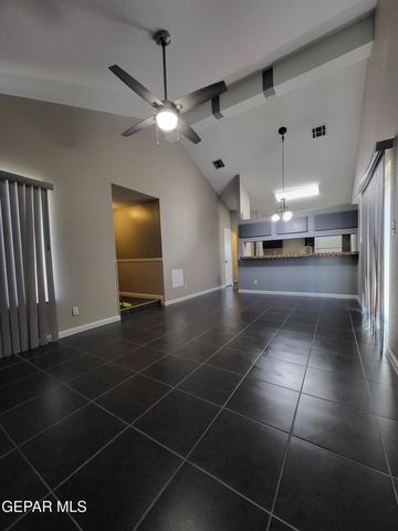 1802 FRANK SINATRA Place, El Paso, TX 79936