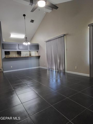 1802 FRANK SINATRA Place, El Paso, TX 79936