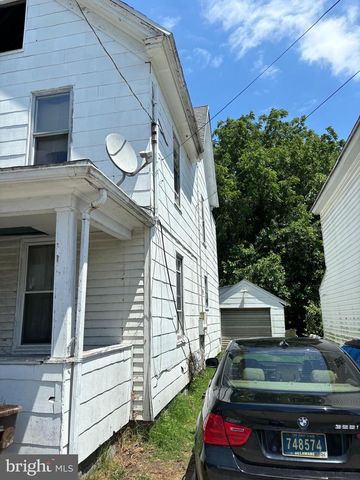 702 HUGHLETT ST, Cambridge, MD 21613