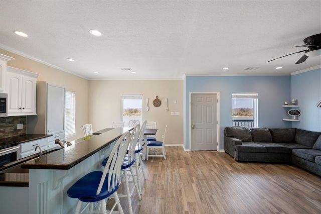 52 Fm-2031, Matagorda, TX 77414