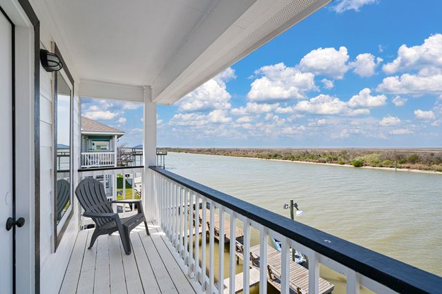 52 Fm-2031, Matagorda, TX 77414