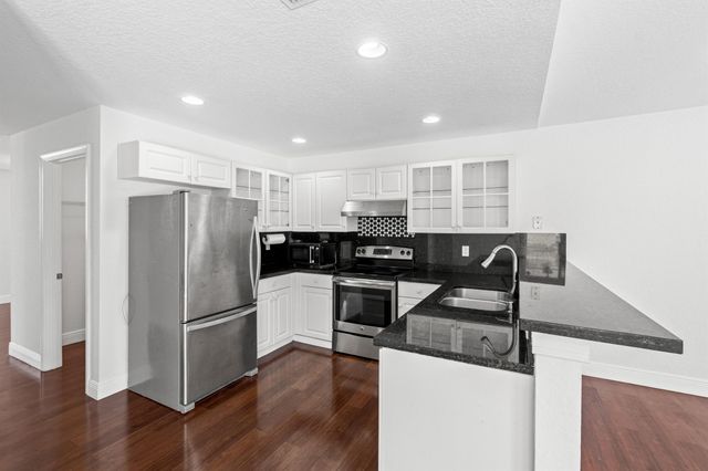 139 Citrus Park Circle, Boynton Beach, FL 33436