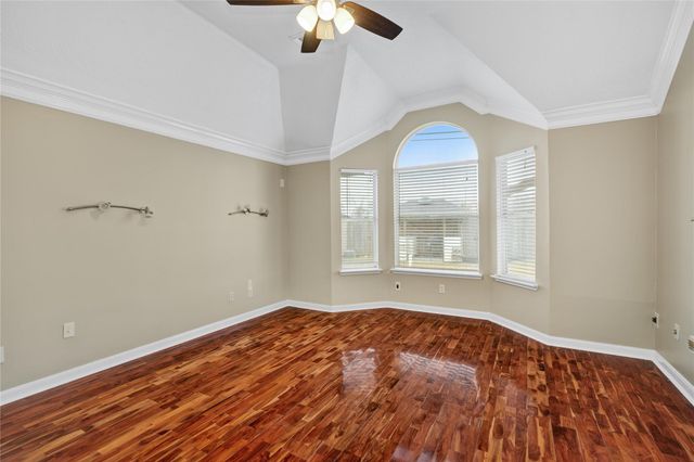 1427 Basswood Springs Court, Houston, TX 77062