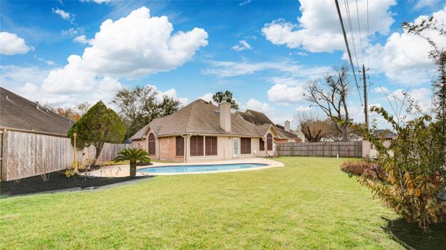 1427 Basswood Springs Court, Houston, TX 77062