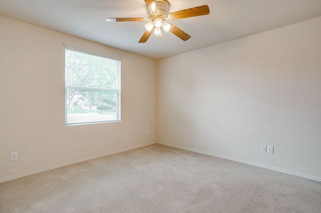 1313 Lauren Drive, Burleson, TX 76028