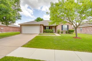 1313 Lauren Drive, Burleson, TX 76028