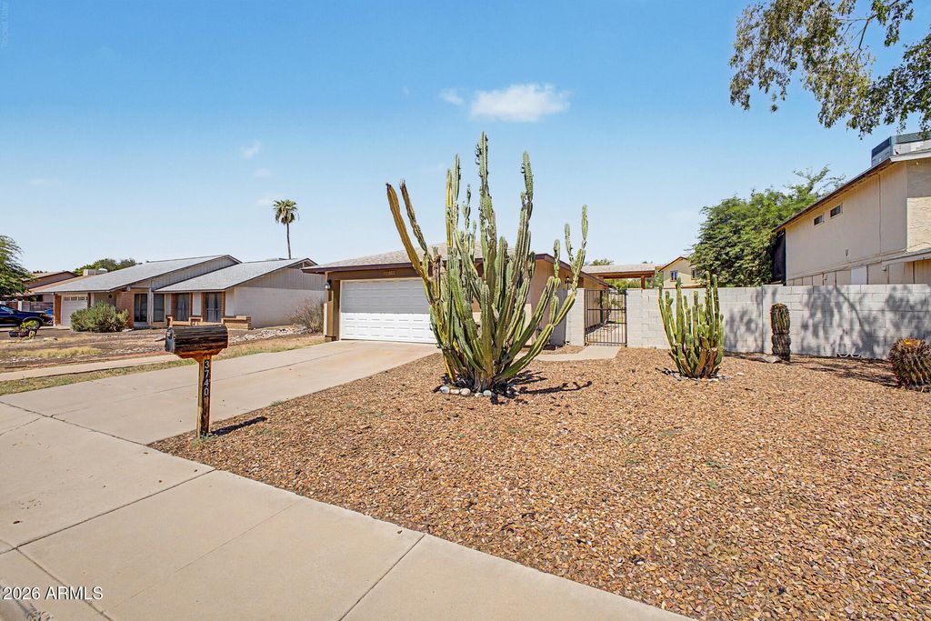 3740 W MICHIGAN Avenue, Glendale, AZ 85308 — photo 5
