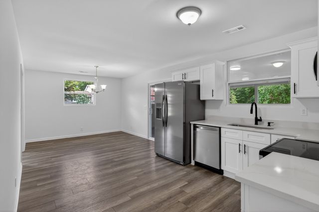 3107 Richmond Hill Dr, Nashville, TN 37207