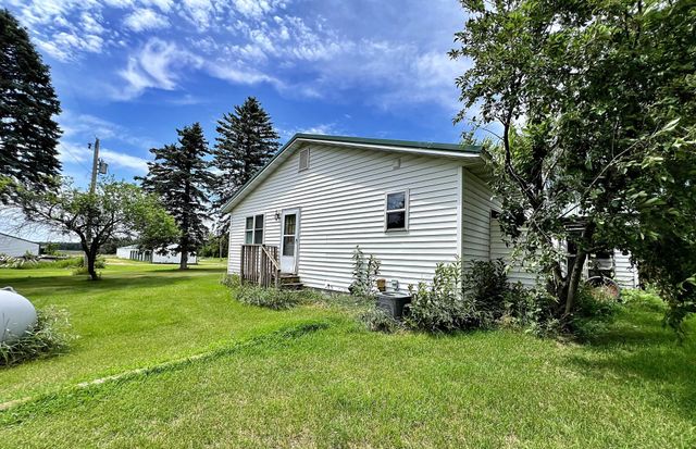 49892 285th Avenue, Staples, MN 56479