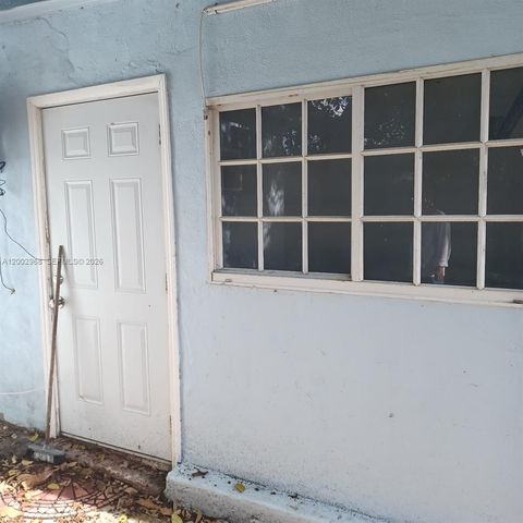 5250 NW 24th Ave, Miami, FL 33142