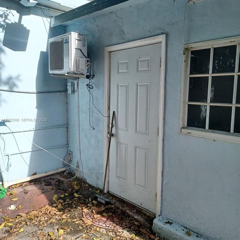 5250 NW 24th Ave, Miami, FL 33142