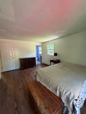25 Summer Hill Rd, Medway, MA 02053