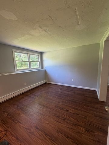 25 Summer Hill Rd, Medway, MA 02053