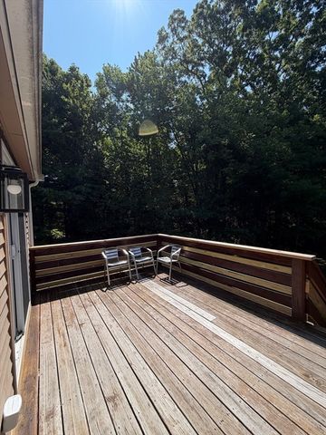 25 Summer Hill Rd, Medway, MA 02053