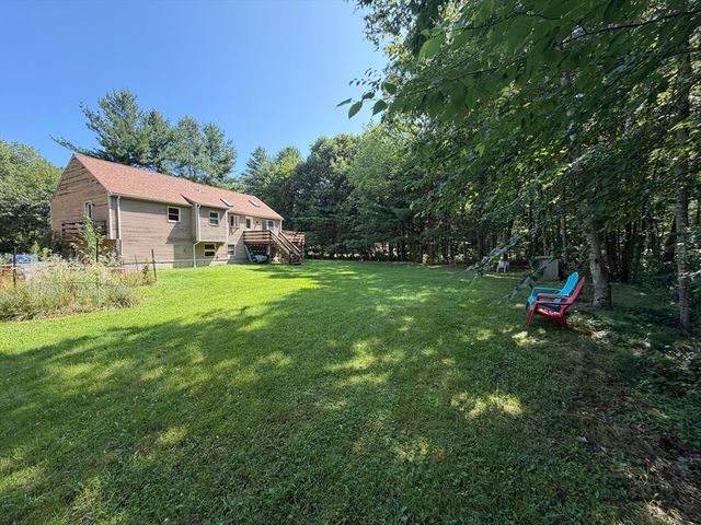 25 Summer Hill Rd, Medway, MA 02053
