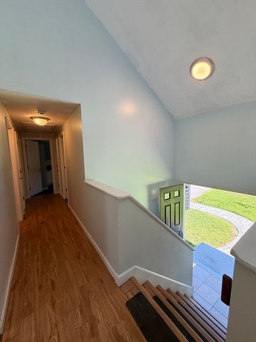 25 Summer Hill Rd, Medway, MA 02053