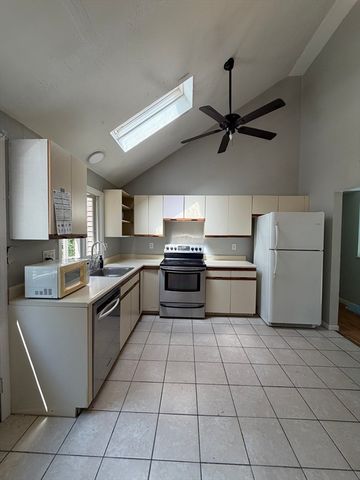 25 Summer Hill Rd, Medway, MA 02053