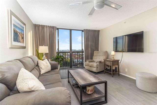 255 DOLPHIN POINT 803, Clearwater Beach, FL 33767