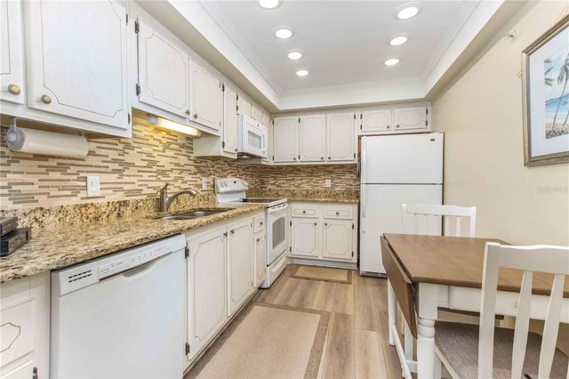 255 DOLPHIN POINT 803, Clearwater Beach, FL 33767