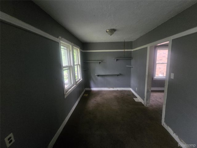 16171 Washburn Street, Detroit, MI 48221