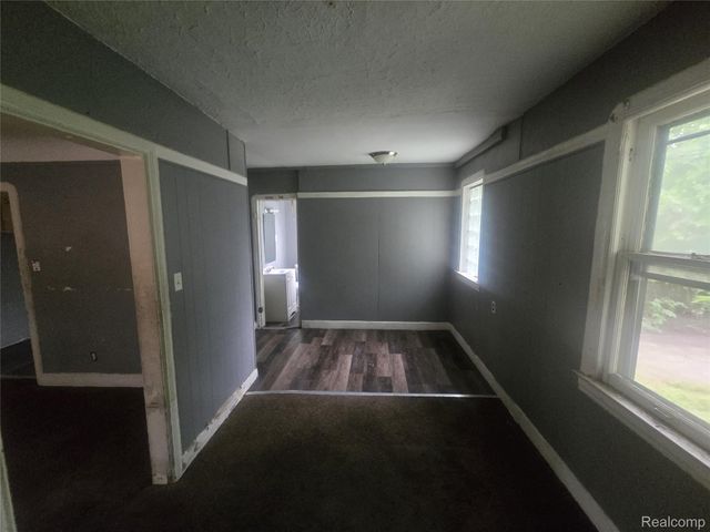 16171 Washburn Street, Detroit, MI 48221
