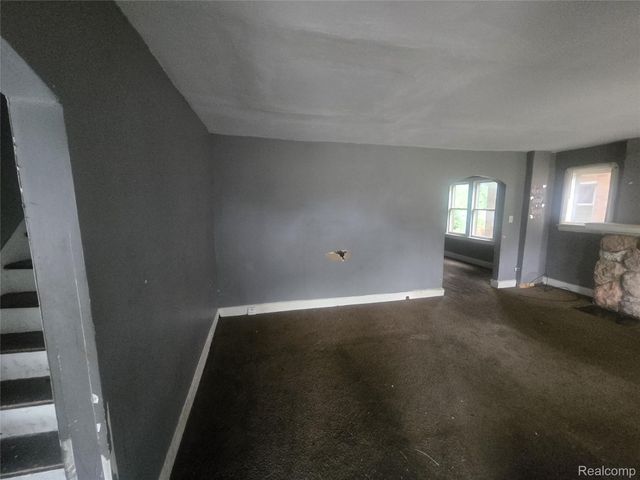 16171 Washburn Street, Detroit, MI 48221
