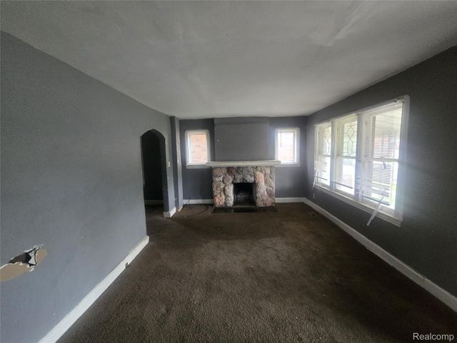 16171 Washburn Street, Detroit, MI 48221
