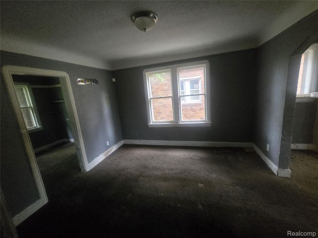 16171 Washburn Street, Detroit, MI 48221