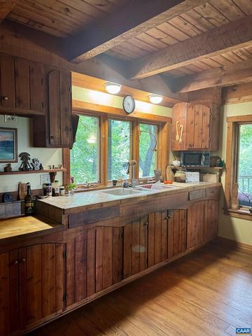 1950 LOCUST HOLLOW RD, Charlottesville, VA 22903