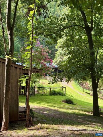 1950 LOCUST HOLLOW RD, Charlottesville, VA 22903