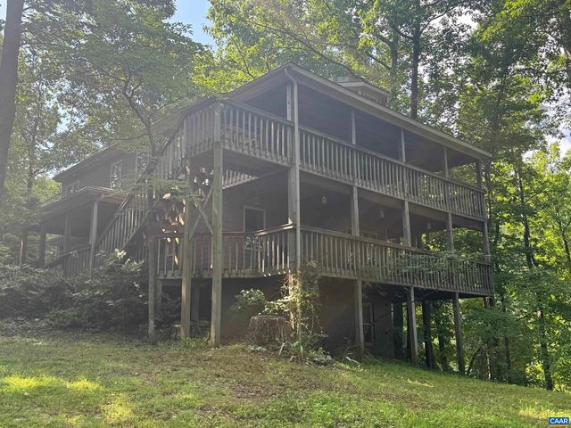 1950 LOCUST HOLLOW RD, Charlottesville, VA 22903