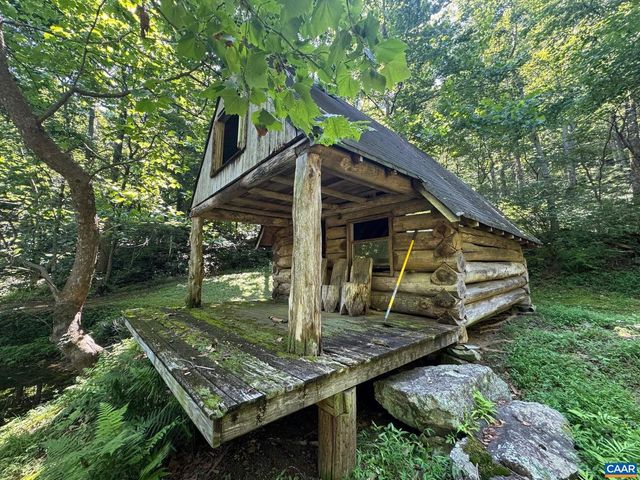 1950 LOCUST HOLLOW RD, Charlottesville, VA 22903