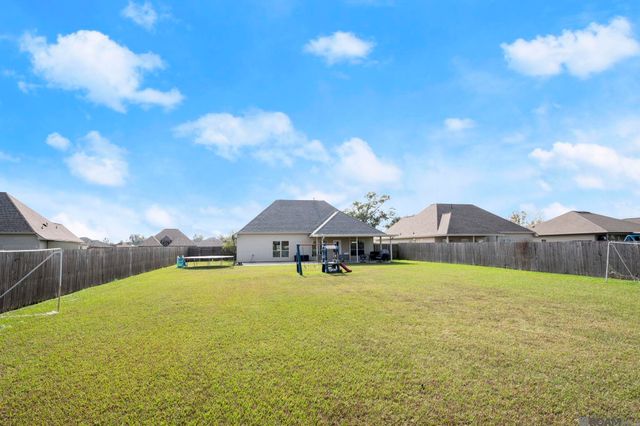 42332 Devall Rd, Prairieville, LA 70769