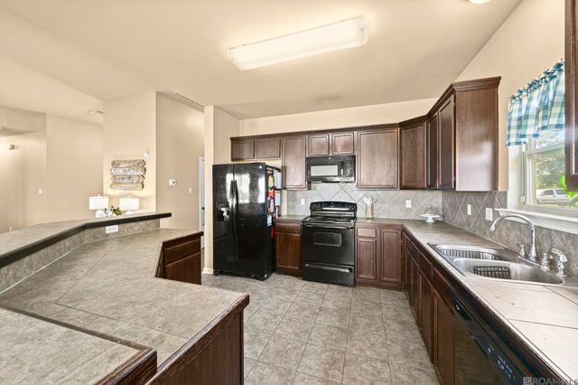 42332 Devall Rd, Prairieville, LA 70769