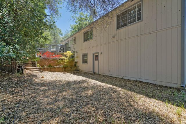 1513 Jeffrey Ln, Placerville, CA 95667