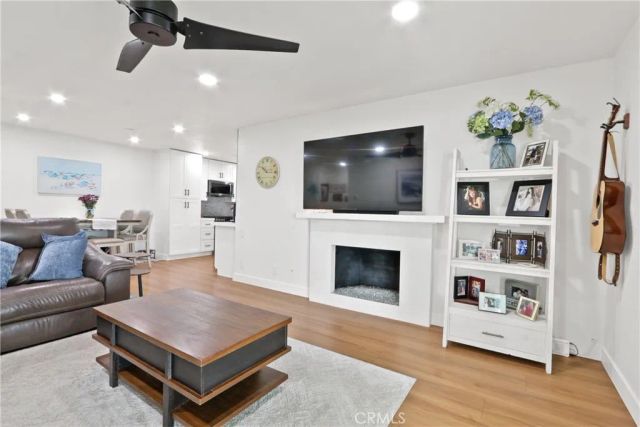 25131 Madeira, Laguna Hills, CA 92653