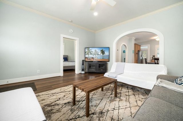 3529 Avenue S, Galveston, TX 77550