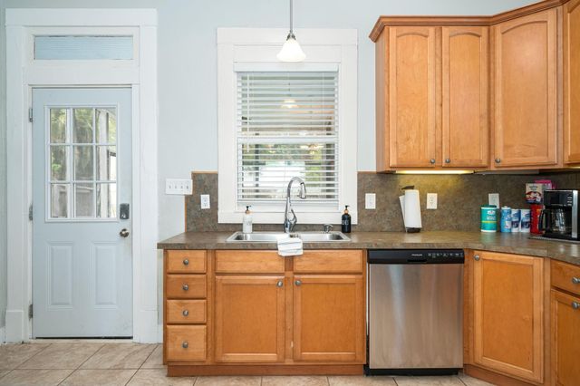 3529 Avenue S, Galveston, TX 77550