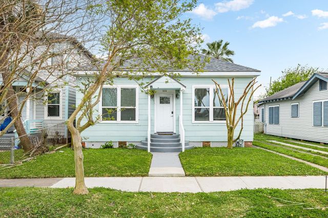 3529 Avenue S, Galveston, TX 77550