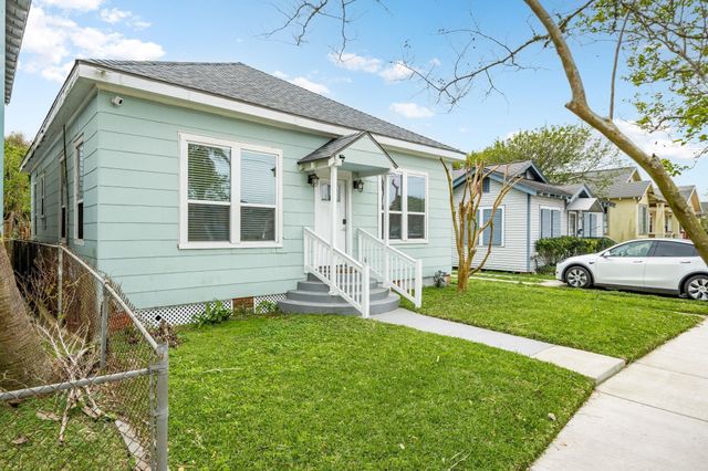 3529 Avenue S, Galveston, TX 77550