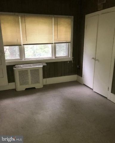 1267 GLASSBORO RD, Williamstown, NJ 08094